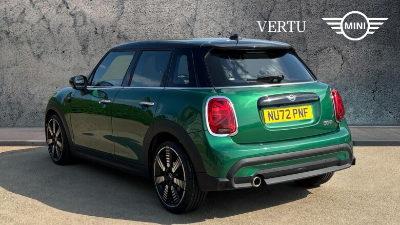 MINI Hatchback 1.5 Cooper Exclusive 5dr Auto Petrol Hatchback